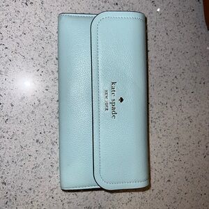 Kate spade large flap wallet

pebbled leather turquoise